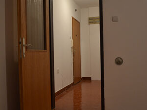 Jerevanska 44, Podgorica