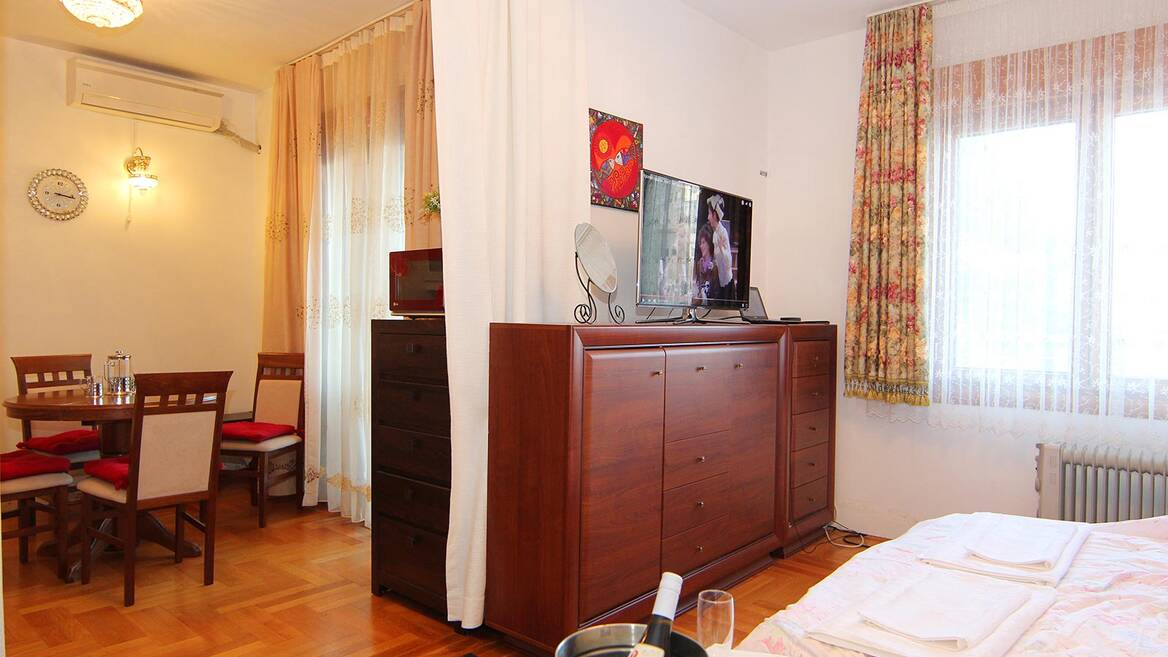 Centar, Tivat