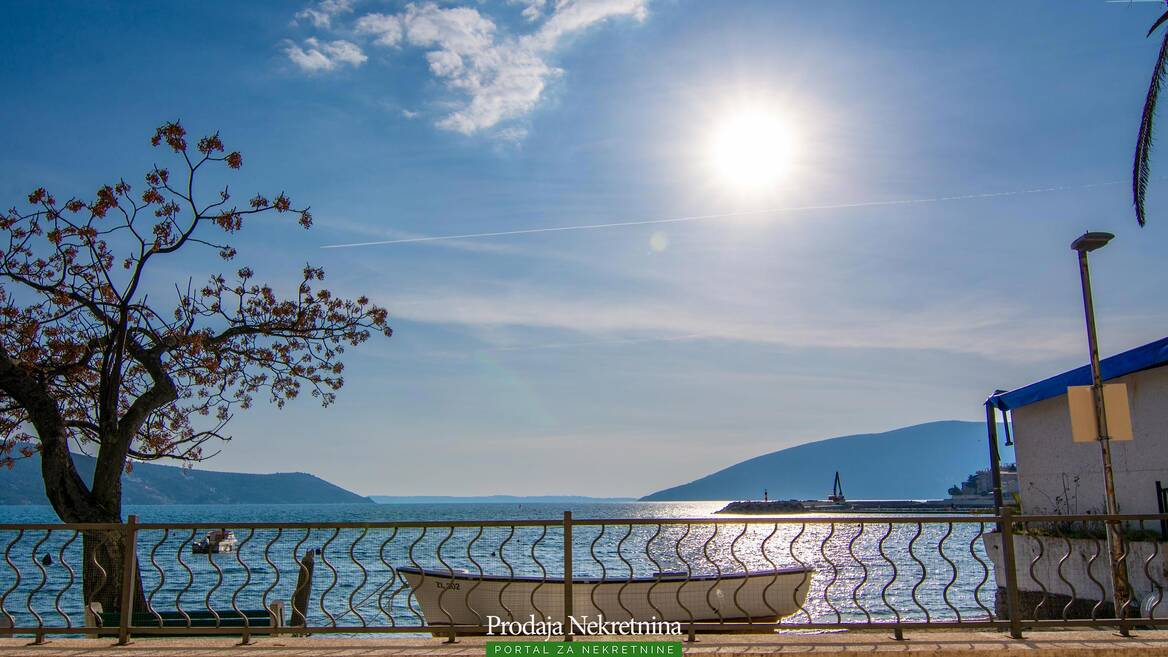 Apartman na plaži u Herceg Novom, Herceg Novi