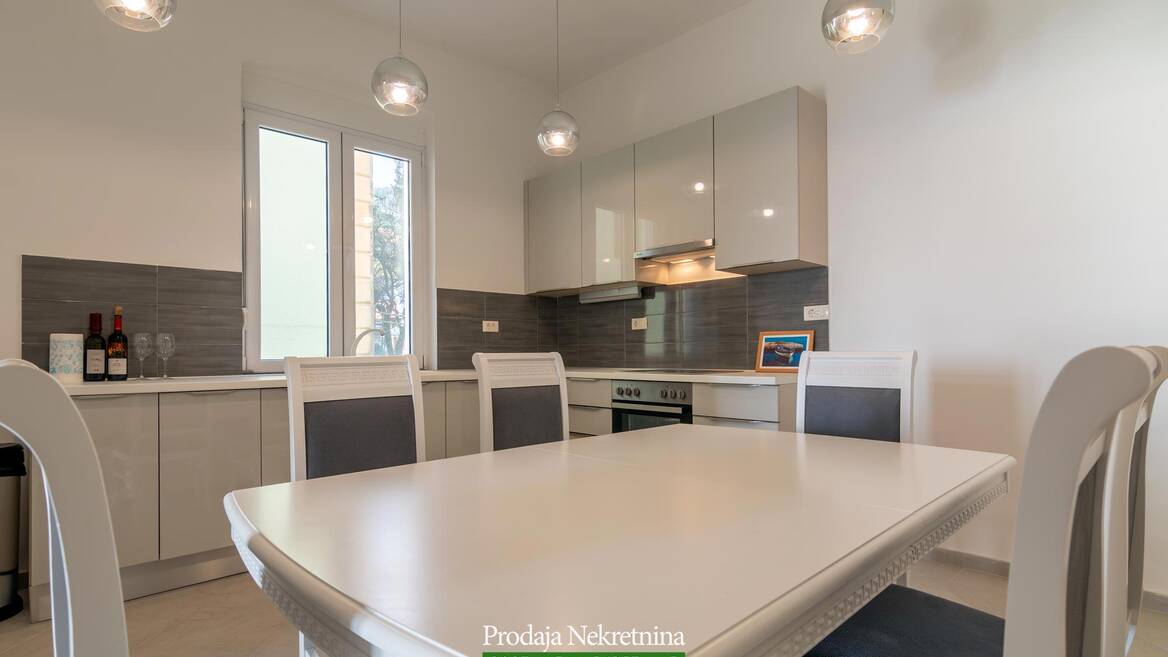 Apartman na plaži u Herceg Novom, Herceg Novi