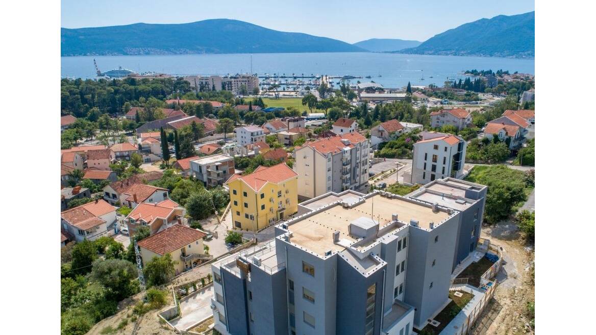 Pod Kuk, Tivat