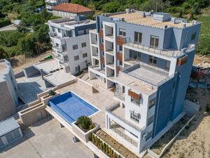 Pod Kuk - Centar, Tivat