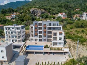 Pod Kuk - Centar, Tivat