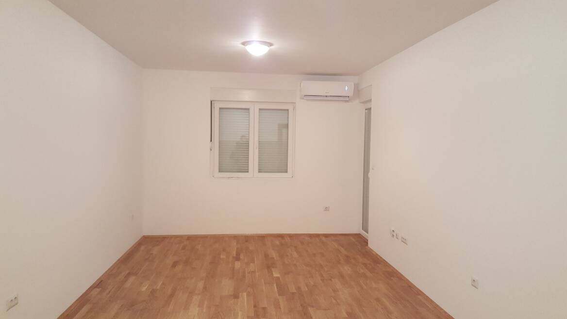 Cara Lazara, Podgorica