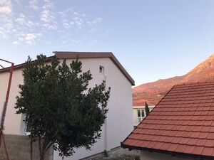 Dobre vode, Bar