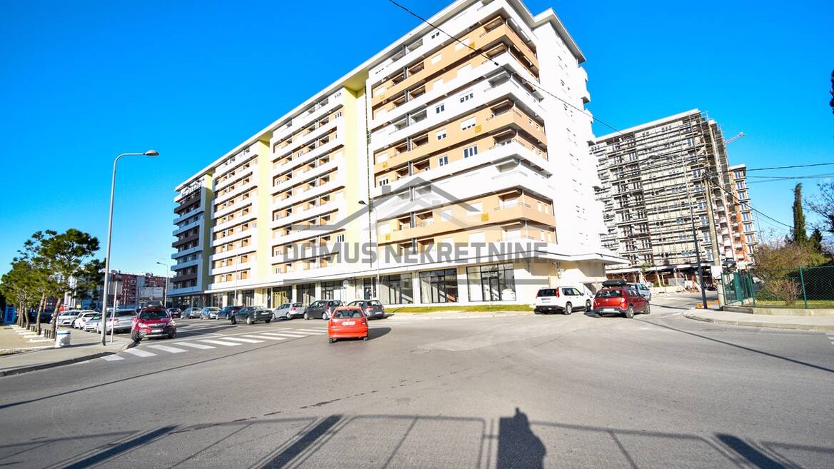 Central Point, Podgorica