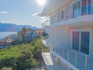 Krasici, Tivat
