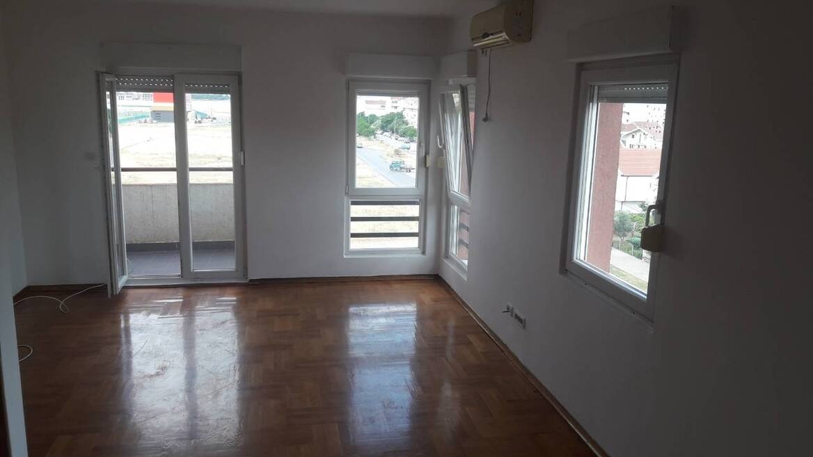 Veljka Vlahovica 5, Podgorica