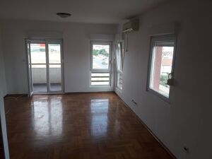 Veljka Vlahovica 5, Podgorica