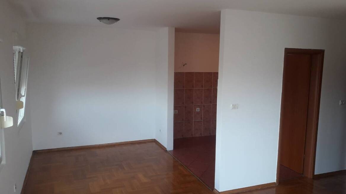 Veljka Vlahovica 5, Podgorica