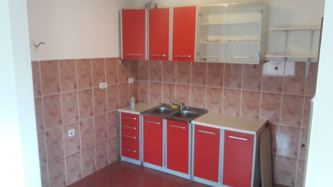 Veljka Vlahovica 5, Podgorica