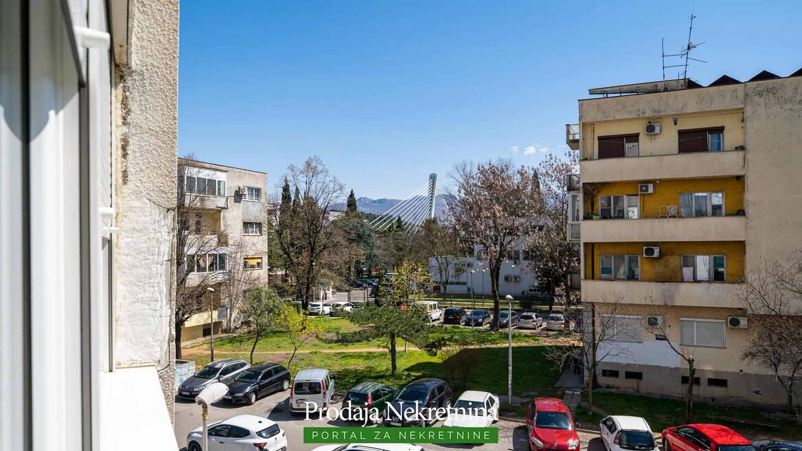 Preko Morace, Podgorica