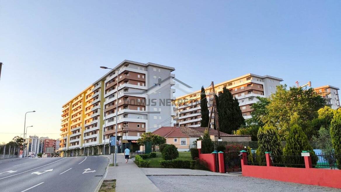 Central Point, Podgorica, Podgorica
