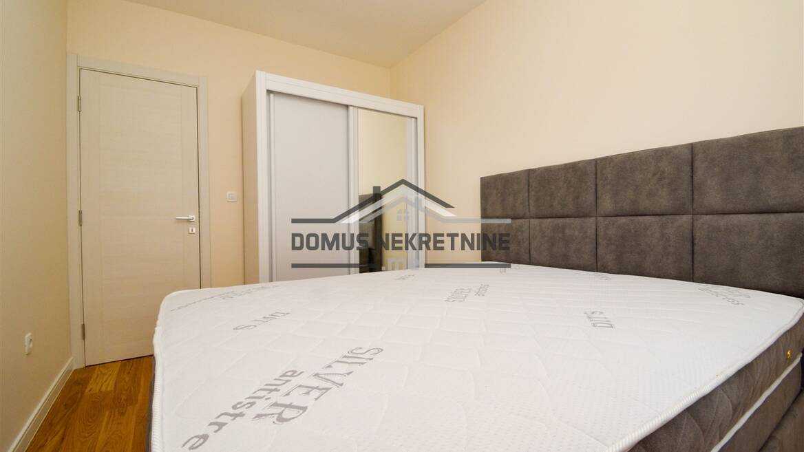 Central Point, Podgorica