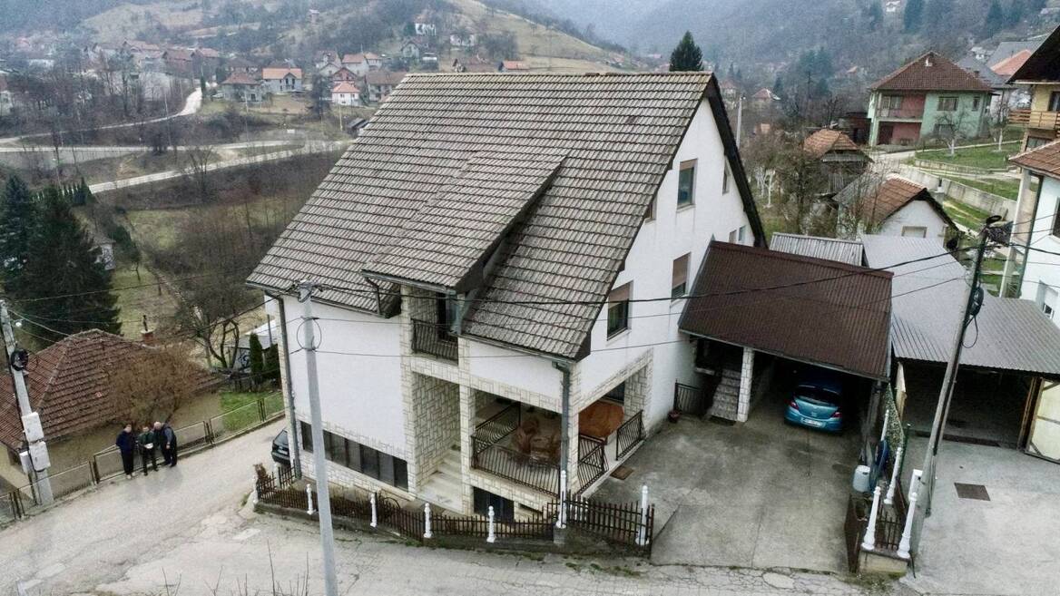 Volodjina 40, Bijelo Polje