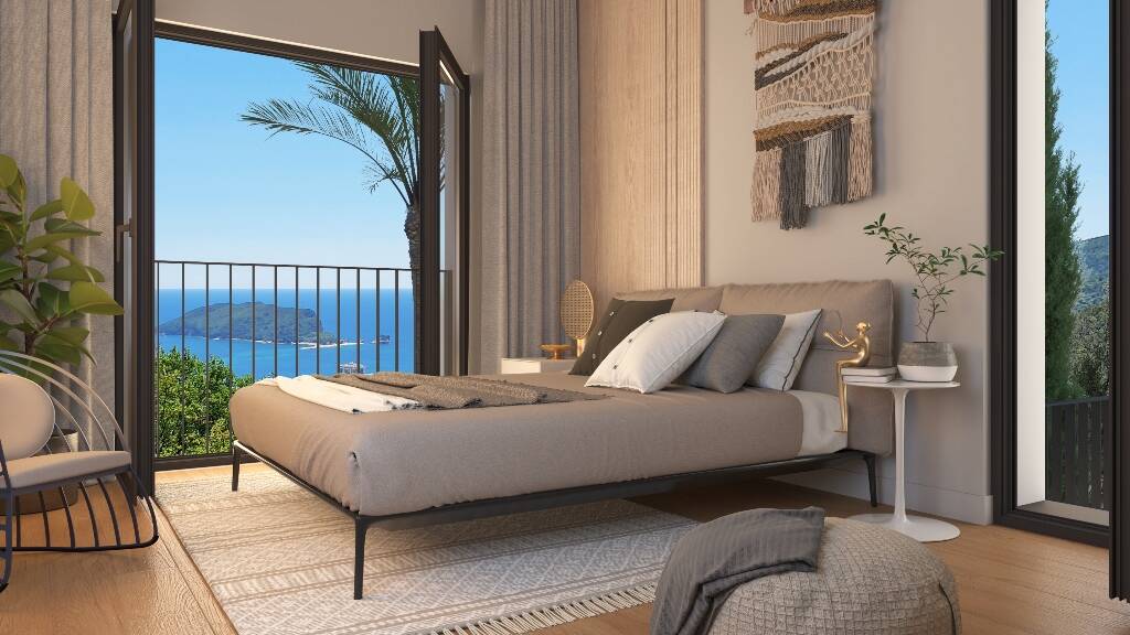 Pine Village, Budva