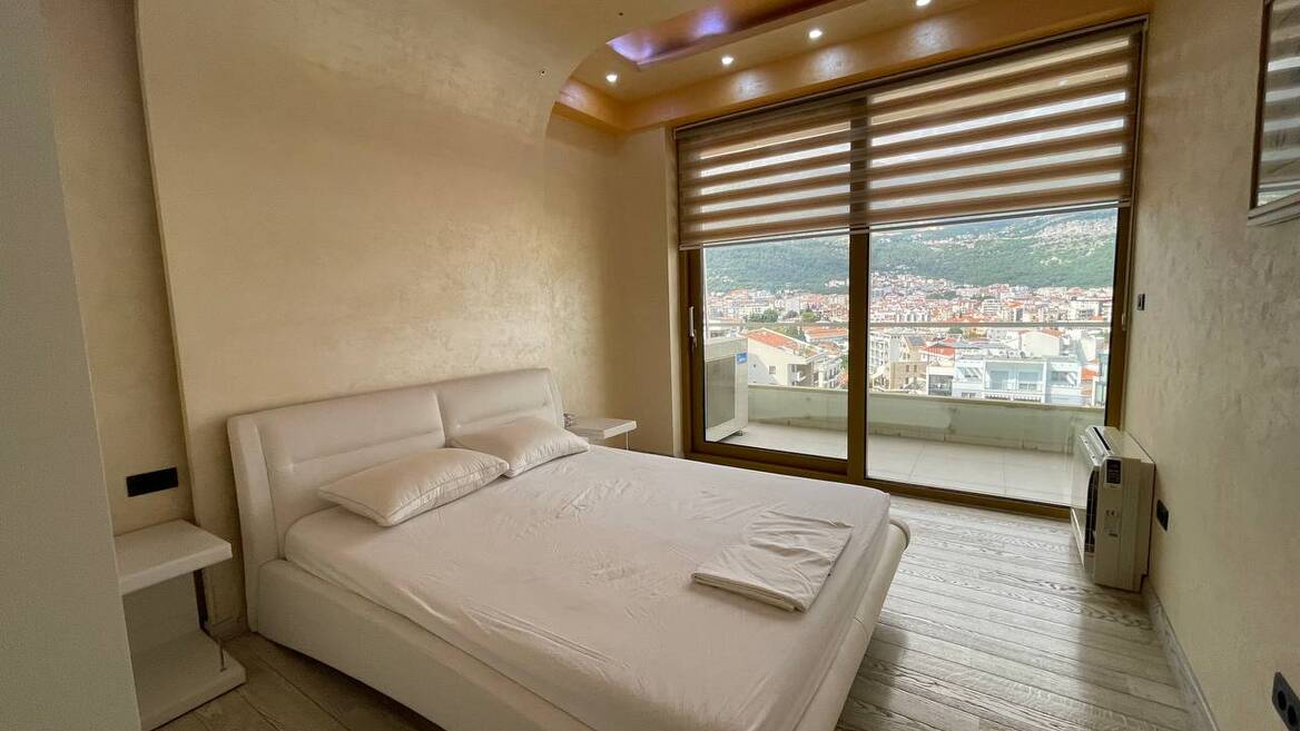 22 Novembra, Victoria residence, Budva