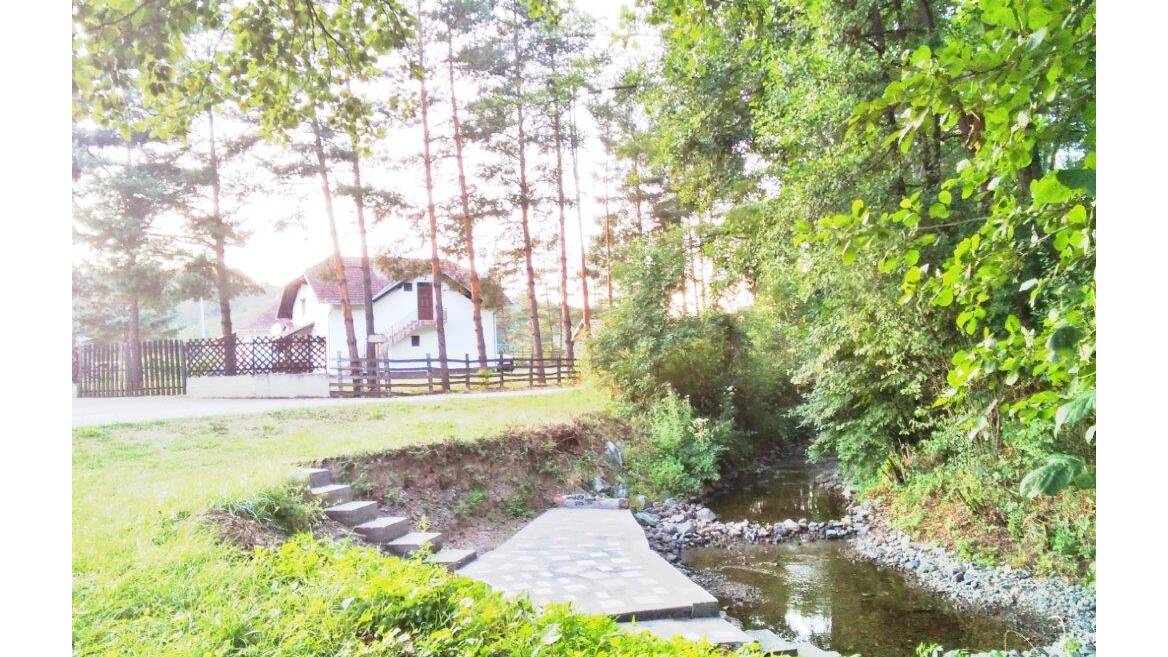 Koštunići, Gornji Milanovac