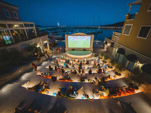 Lustica Bay Centrale, Tivat