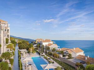 Marina Village Lustica Bay, Tivat
