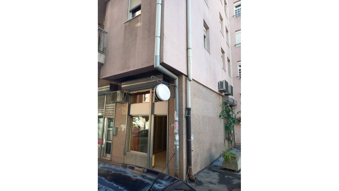 Bogdana Tirnanica 12, Beograd