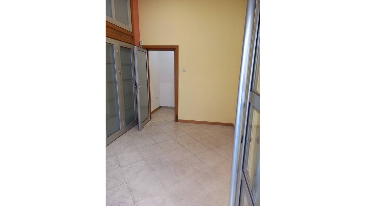 Bogdana Tirnanica 12, Beograd