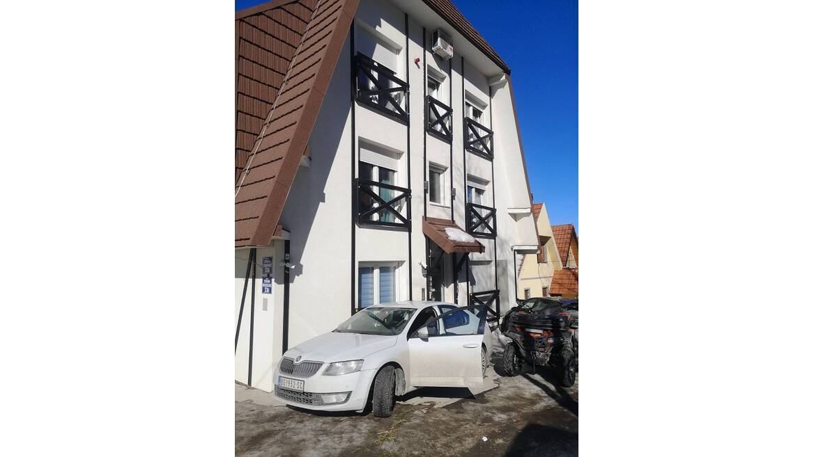 Stefana Prvovencanog 33b, Raška