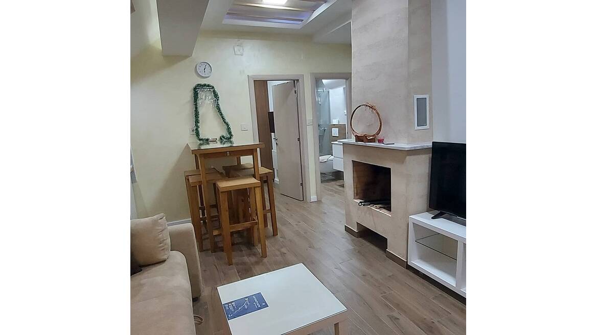 Stefana Prvovencanog 33b, Raška