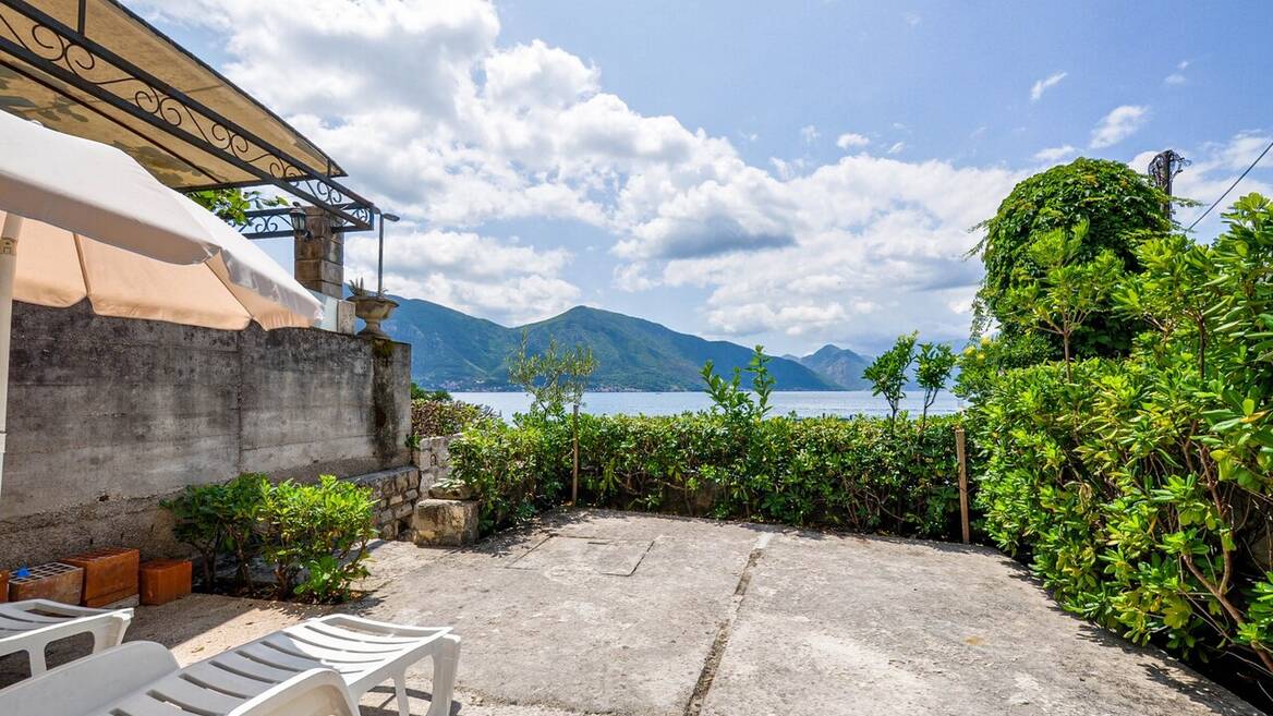 2.red od mora, Kotor
