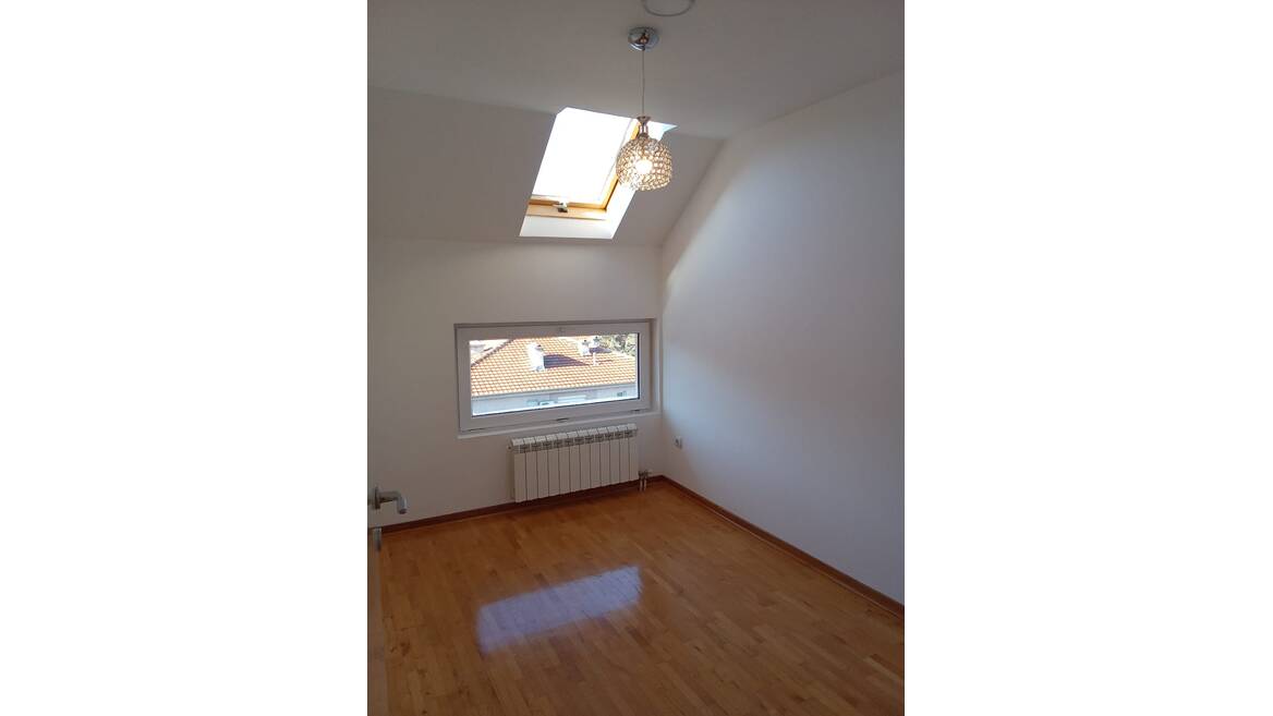 Selling 4.0 lux flat Čelebonovića Bežanijska kosa Novi Beograd rampa za kolica invalidska park view huge terrace glass winter house renovated furnished tenanted property investment buy-to-let Serbia , Beograd