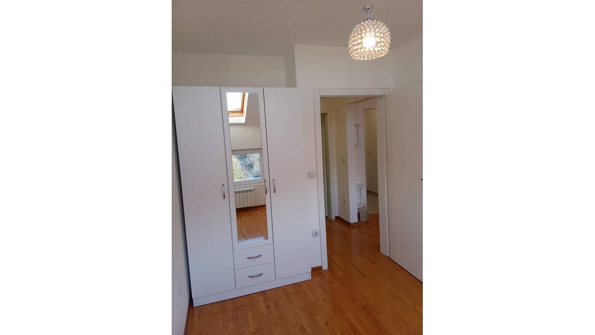 Selling 4.0 lux flat Čelebonovića Bežanijska kosa Novi Beograd rampa za kolica invalidska park view huge terrace glass winter house renovated furnished tenanted property investment buy-to-let Serbia , Beograd