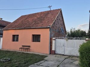 Krcedin, Indjija