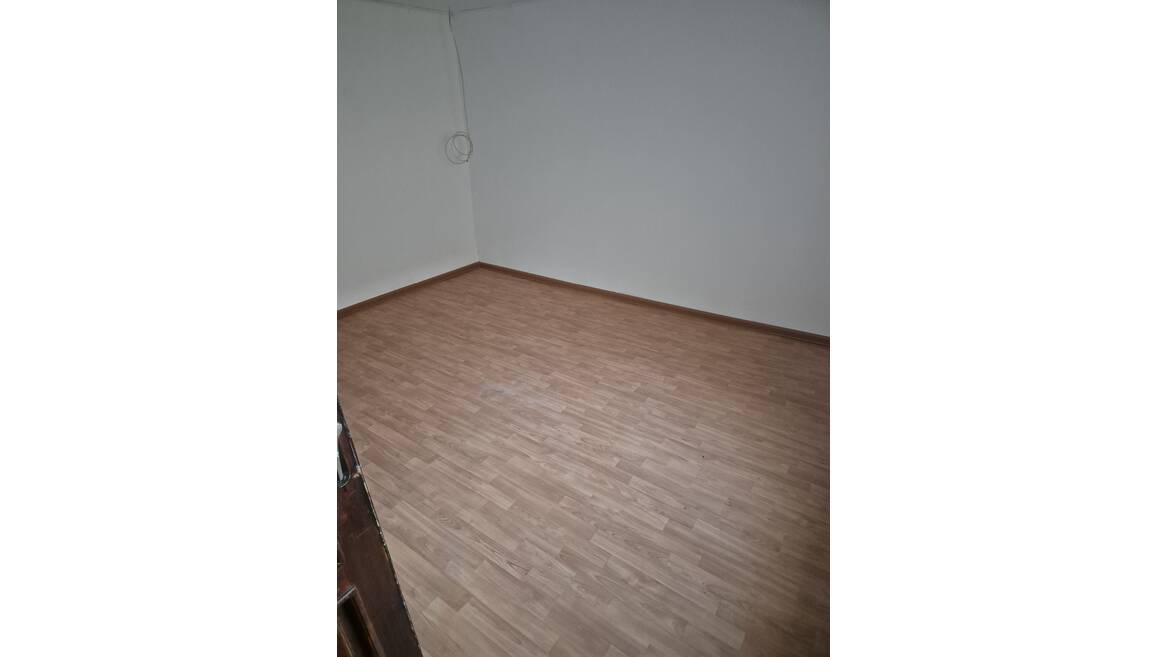 Krcedin, Indjija