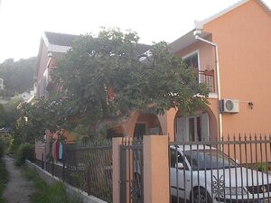 k5284 Kuća odličnog kvaliteta i na dobroj lokaciji, Budva