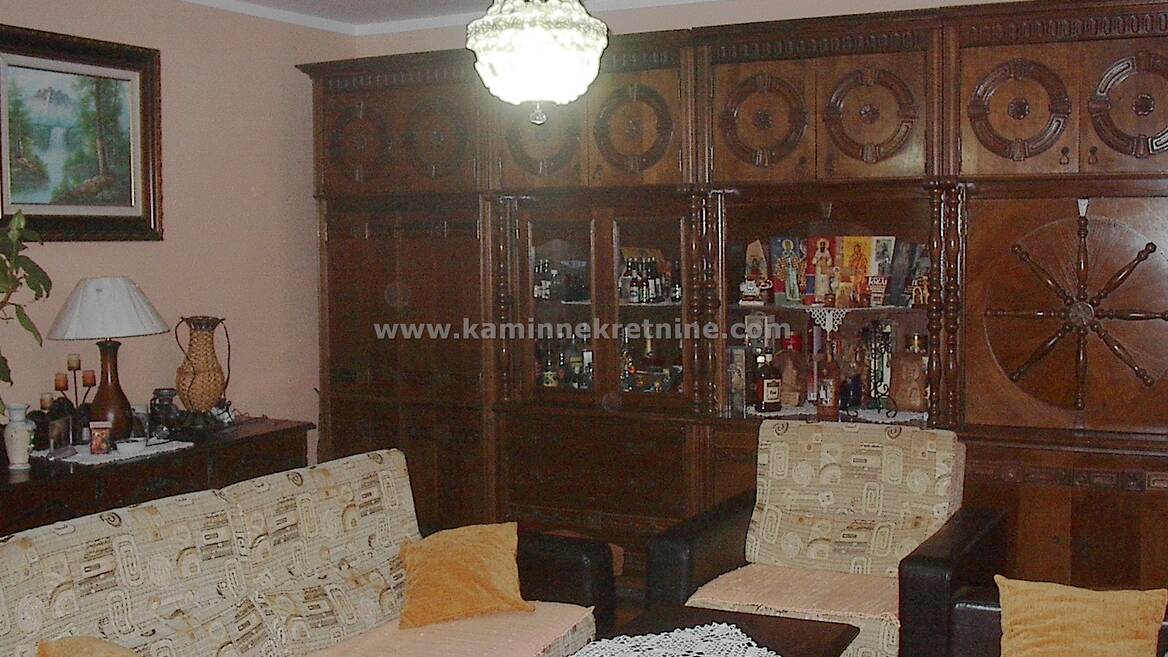k5284 Kuća odličnog kvaliteta i na dobroj lokaciji, Budva