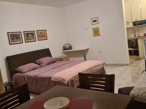 Izdaje se garsonjera od 30m2,  Budva, Budva