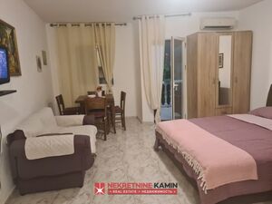 Izdaje se garsonjera od 30m2,  Budva, Budva