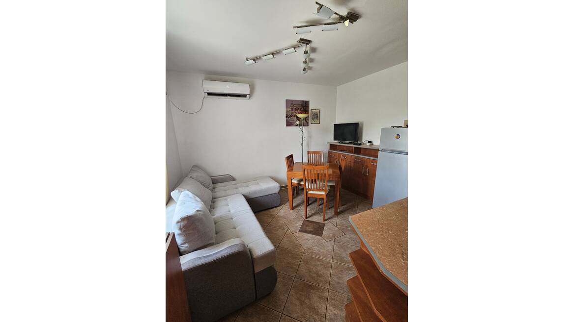 Markusevina 73 , Tivat