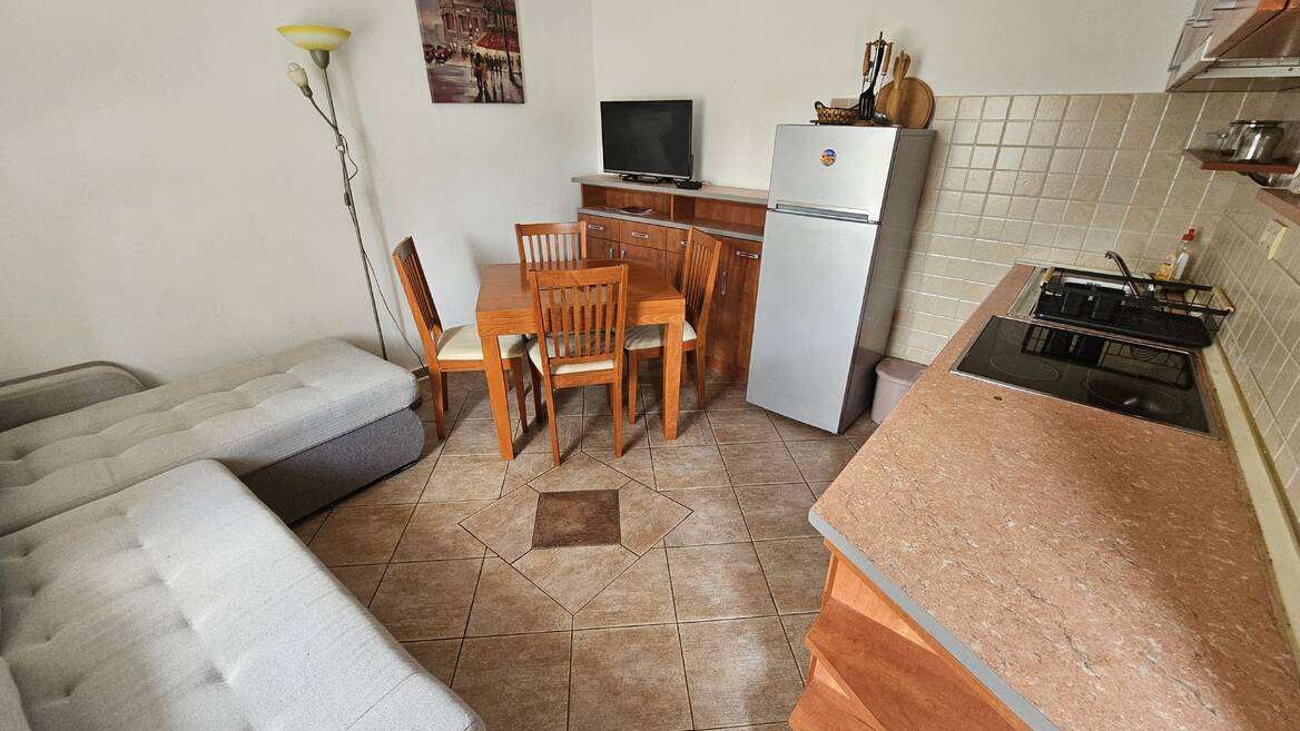 Markusevina 73 , Tivat