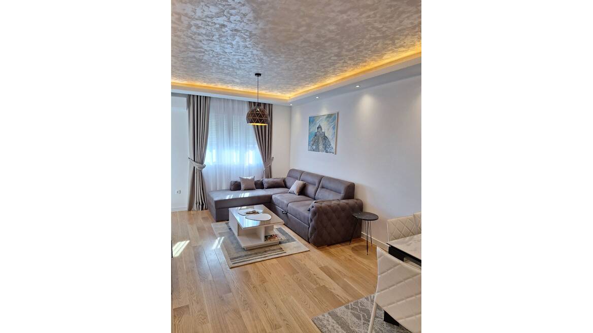 Central Point, Podgorica