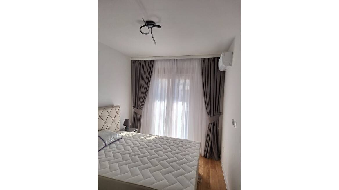 Central Point, Podgorica