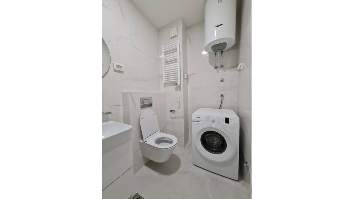 Central Point, Podgorica
