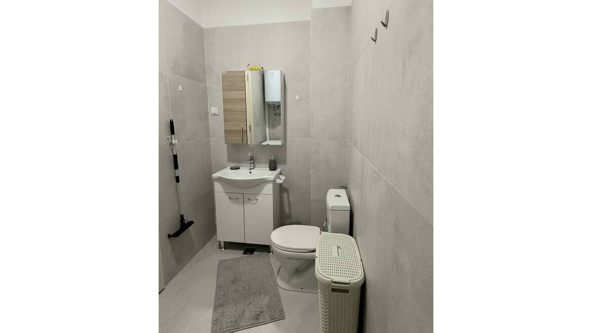Bulevar crnogorskih junaka 1, Cetinje, Cetinje