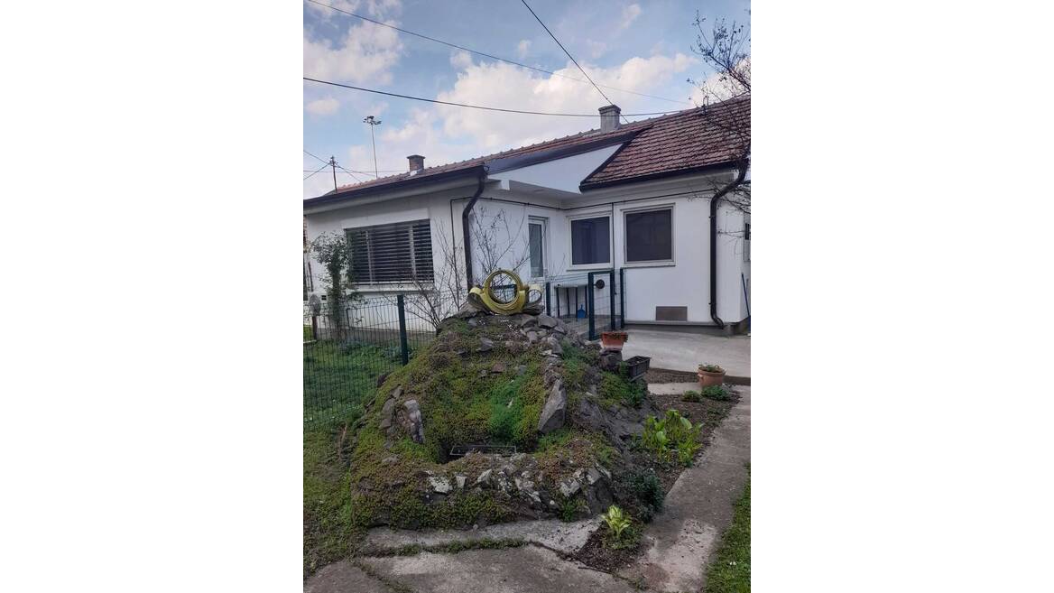 Zeleznicki prilaz 7, Novi Sad