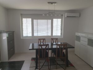 Zeleznicki prilaz 7, Novi Sad