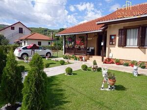 Humci  Cetinje