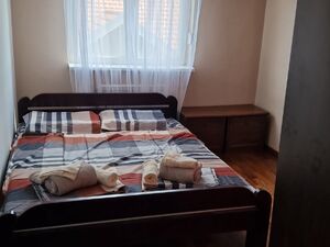 Altina, Ugrinovački put 22 deo broj 21, Beograd