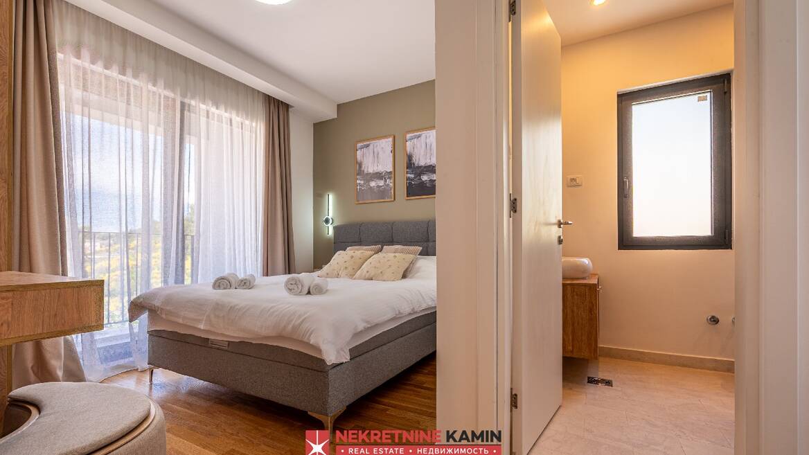  Moderna vila sa 4 spavaće sobe i bazenom, Tivat, Tivat