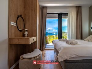  Moderna vila sa 4 spavaće sobe i bazenom, Tivat, Tivat