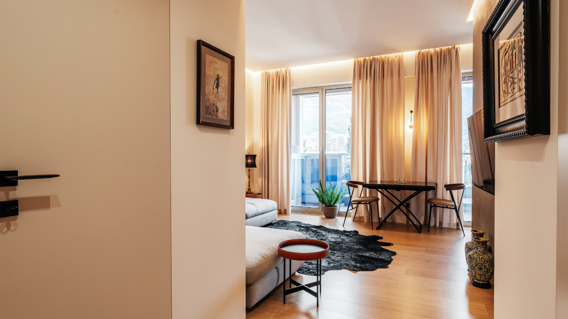 Zavala Harmonia, Budva